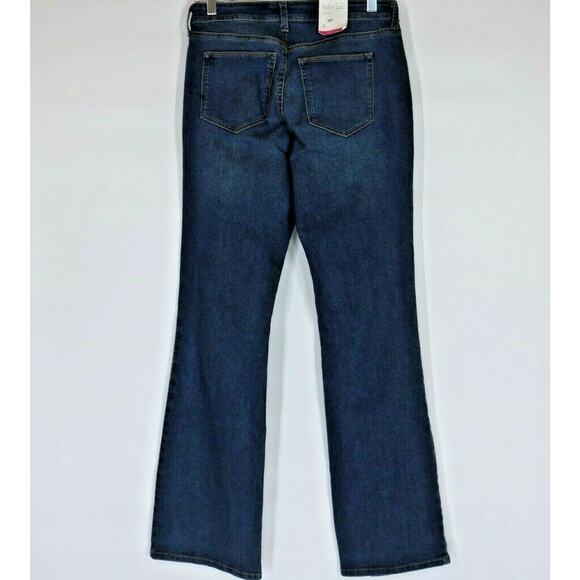 NWT Style & Co Dark Wash Blue Denim Curvy-Fit Boot Cut Jeans Women's Size 4 - Picture 4 of 8